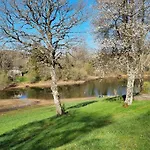 ゲストハウス Les Tables Aux Vaches - Calme Et Nature Au Lac De La Raviege