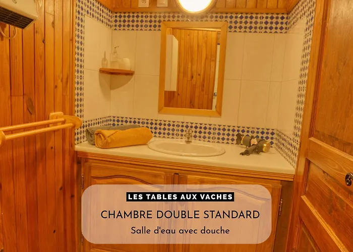 Les Tables Aux Vaches - Calme Et Nature Au Lac De La Raviege 3*